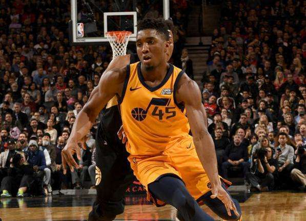 尤其当一名 尤其当一名