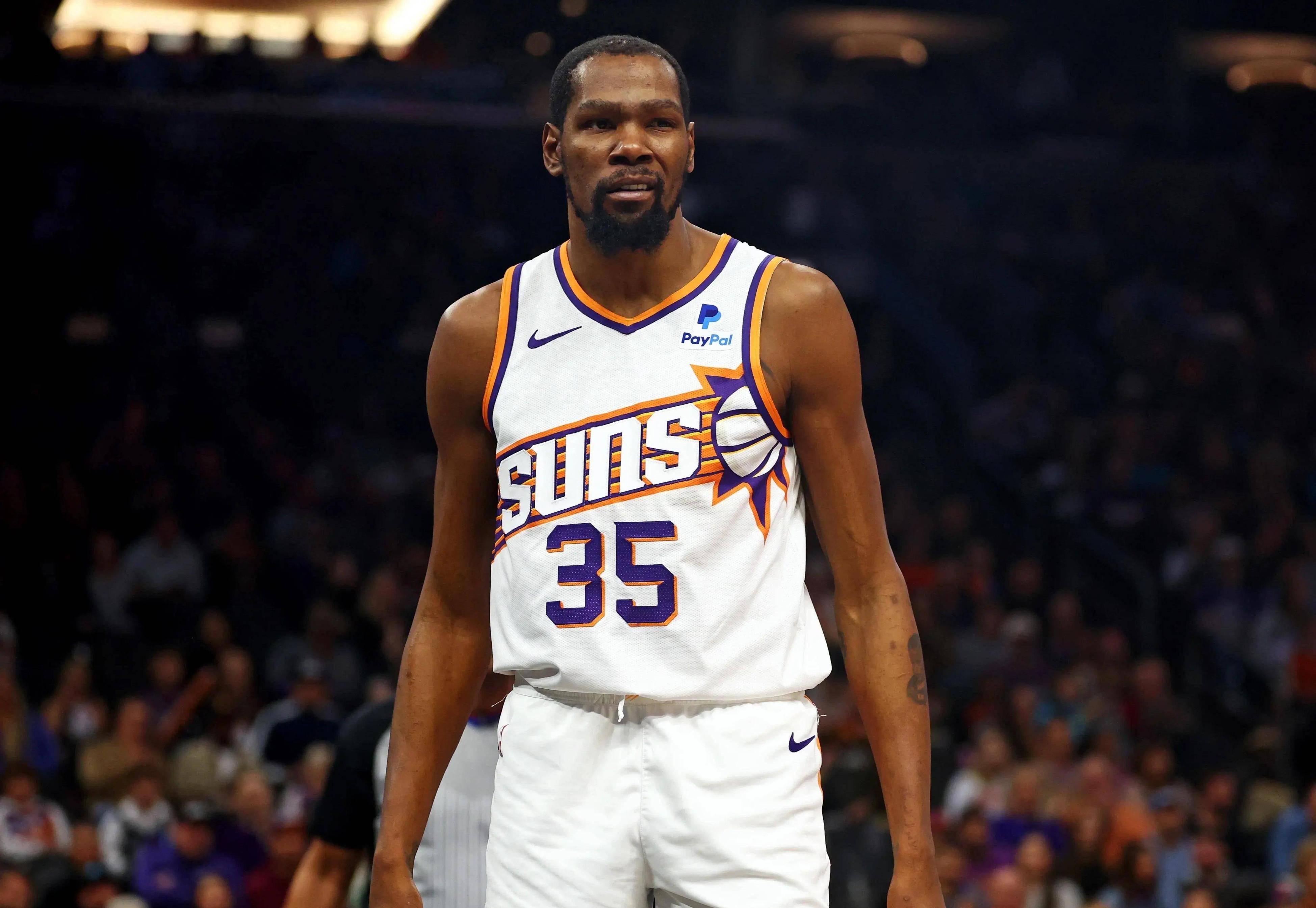 巴特勒在场 巴特勒在场