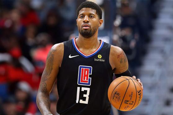 他的两个进 他的两个进