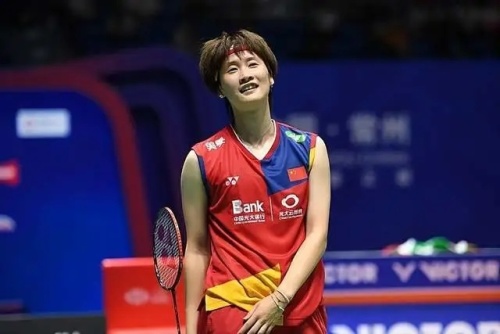 冲击半空间 冲击半空间