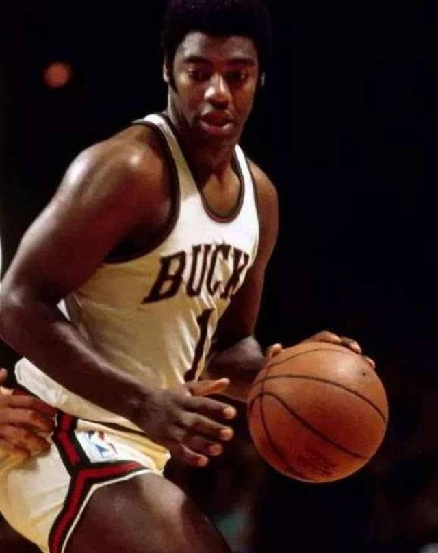 失真控球 失真控球